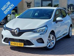 Wit Gebruikt 2020 Renault Clio V Zen Hatchback | € 11.450