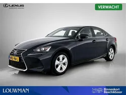 Zwart, metallic lak Gebruikt 2020 Lexus IS300 Business Edition Sedan | € 27.950