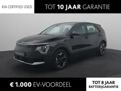Zwart, metallic lak Gebruikt 2024 Kia e-Niro Light SUV | € 30.940 (Super prijs)