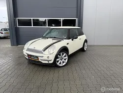 Wit Gebruikt 2004 Mini ONE Pepper Hatchback | € 2.500 (Eerlijke prijs)