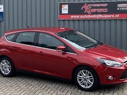 Rood Gebruikt 2013 Ford Focus Titanium Hatchback | € 5.999 (Eerlijke prijs)