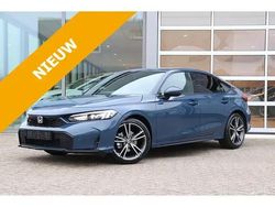 Blauw (parellak) Nieuw 2025 Honda Civic Advance Hatchback | € 44.750 (Iets duurder)