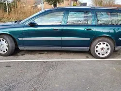 Groen Gebruikt 2003 Volvo V70 Stationwagen | € 3.500 (Iets duurder)