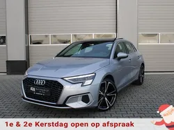 Grijs Gebruikt 2023 Audi A3 Sportback Sport Hatchback | € 29.995 (Eerlijke prijs)