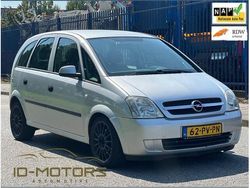 Grijs Gebruikt 2004 Opel Meriva MPV | € 1.350 (Eerlijke prijs)