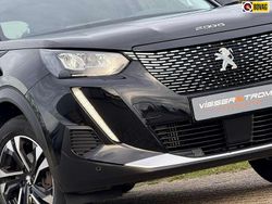 Zwart Gebruikt 2020 Peugeot 2008 Allure SUV | € 13.925 (Eerlijke prijs)