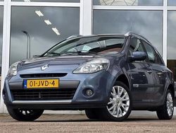 Blauw Gebruikt 2009 Renault Clio GrandTour Dynamique Stationwagen | € 3.494 (Eerlijke prijs)