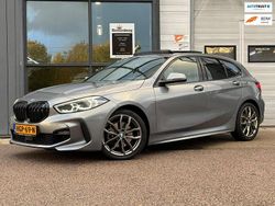 Grijs Gebruikt 2023 BMW 118 M Sport Hatchback | € 28.499 (Eerlijke prijs)