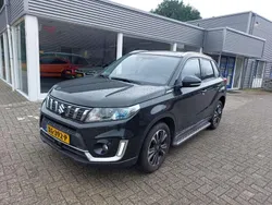 Zwart Gebruikt 2019 Suzuki Vitara SUV | € 18.950 (Eerlijke prijs)
