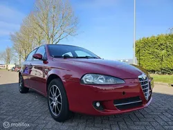 Rood Gebruikt 2009 Alfa Romeo 147 Impression Hatchback | € 1.950 (Eerlijke prijs)