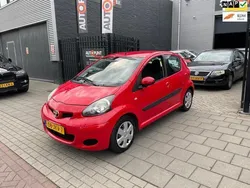 Rood Gebruikt 2009 Toyota Aygo Comfort Hatchback | € 2.499 (Goede deal)