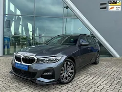 Zwart Gebruikt 2021 BMW 330 M Sport Stationwagen | € 31.950