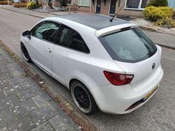 Wit Gebruikt 2008 Seat Ibiza Reference MPV | € 3.500 (Duur)