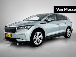 Grijs Gebruikt 2022 Skoda Enyaq iV SUV | € 28.944 (Eerlijke prijs)