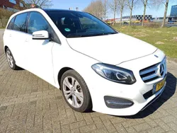 Wit Gebruikt 2017 Mercedes B180 Prestige MPV | € 14.950 (Eerlijke prijs)