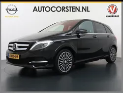 Zwart Gebruikt 2016 Mercedes B250e Edition MPV | € 9.395 (Eerlijke prijs)