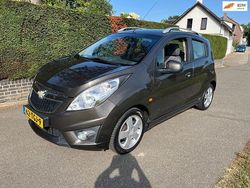 Bruin Gebruikt 2010 Chevrolet Spark LT Hatchback | € 2.850 (Eerlijke prijs)