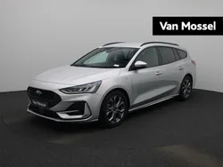 Zilver Gebruikt 2023 Ford Focus ST-Line Stationwagen | € 26.845 (Eerlijke prijs)