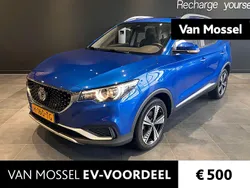 Blauw Gebruikt 2020 MG ZS Luxury Sedan | € 14.995 (Eerlijke prijs)