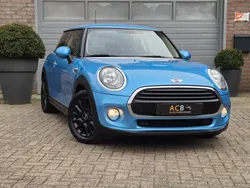 Blauw Gebruikt 2016 Mini Cooper Business Hatchback | € 10.400 (Eerlijke prijs)