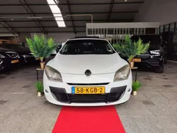 Wit Gebruikt 2009 Renault Mégane III GT-Line Hatchback | € 3.250 (Eerlijke prijs)