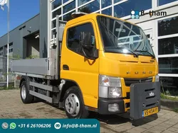 Geel Gebruikt 2015 Mitsubishi Canter Van | € 16.750
