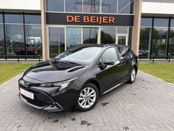 Zwart Gebruikt 2024 Toyota Corolla Hybrid Active Stationwagen | € 28.500 (Goede deal)