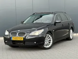 Zwart, metallic lak Gebruikt 2006 BMW 523 Stationwagen | € 4.995 (Eerlijke prijs)