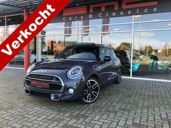 Thunder grey (donker grijs metallic) Gebruikt 2014 Mini Cooper S Business Hatchback | € 18.950 (Iets duurder)