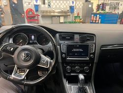 Gebruikt 2015 VW e-Golf Hatchback | € 10.000 (Eerlijke prijs)