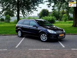Zwart Gebruikt 2009 Opel Astra Cosmo Stationwagen | € 3.399 (Eerlijke prijs)