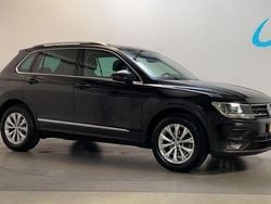 Zwart Gebruikt 2020 VW Tiguan Comfortline SUV | € 24.900 (Super prijs)