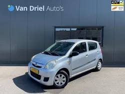Grijs Gebruikt 2011 Daihatsu Cuore Hatchback | € 2.940 (Eerlijke prijs)