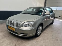Gebruikt 2006 Toyota Avensis Luna | € 3.750