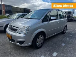 Grijs Gebruikt 2006 Opel Meriva Enjoy MPV | € 1.995 (Eerlijke prijs)