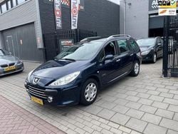 Blauw Gebruikt 2007 Peugeot 307 Stationwagen | € 1.499 (Eerlijke prijs)