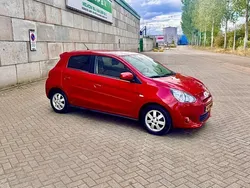 Rood Gebruikt 2015 Mitsubishi Space Star Hatchback | € 8.950 (Eerlijke prijs)