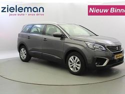 Grijs Gebruikt 2017 Peugeot 5008 MPV | € 14.835 (Eerlijke prijs)