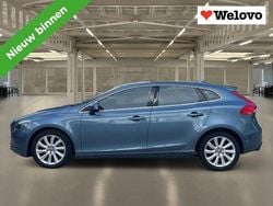 Blauw Gebruikt 2013 Volvo V40 Summum Stationwagen | € 8.450 (Eerlijke prijs)