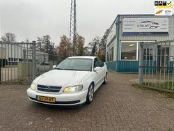 Wit Gebruikt 2002 Opel Omega Edition Sedan | € 995
