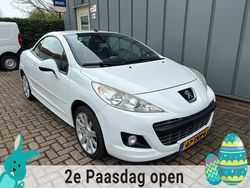 Wit Gebruikt 2012 Peugeot 207 CC Griffe Cabriolet | € 4.950 (Eerlijke prijs)