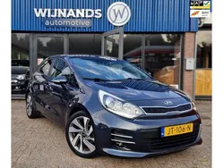 Blauw Gebruikt 2016 Kia Rio Hatchback | € 9.995 (Eerlijke prijs)