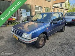 Blauw Gebruikt 1997 Peugeot 205 Hatchback | € 599