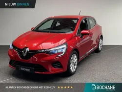 Rood Gebruikt 2020 Renault Clio V Intens Hatchback | € 13.800 (Eerlijke prijs)