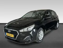 Zwart Gebruikt 2020 Hyundai i30 Comfort Hatchback | € 15.445 (Goede deal)