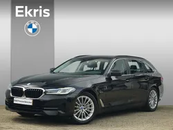 Zwart Gebruikt 2022 BMW 520 Executive Stationwagen | € 45.950 (Duur)
