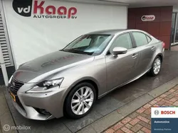 Grijs Gebruikt 2014 Lexus IS300h Sedan | € 19.999 (Eerlijke prijs)