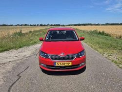 Rood Gebruikt 2016 Skoda Fabia Ambition Hatchback | € 6.700 (Eerlijke prijs)