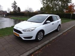 Wit Gebruikt 2015 Ford Focus Trend Stationwagen | € 6.950 (Eerlijke prijs)
