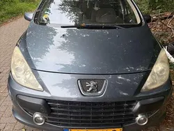 Grijs Gebruikt 2006 Peugeot 307 Stationwagen | € 1.250 (Goede deal)
